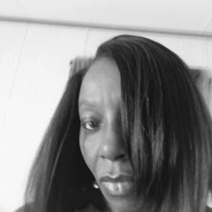 Meet your Posher, Phyllis